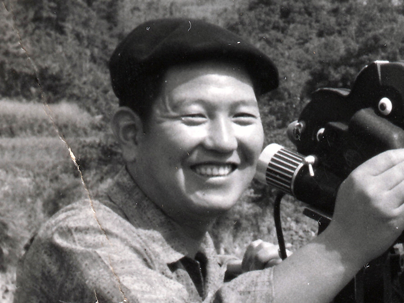 根岸 栄